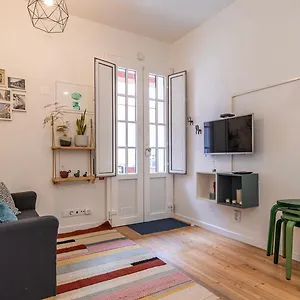 M&m By Lovelystay , Lisbon Portugal